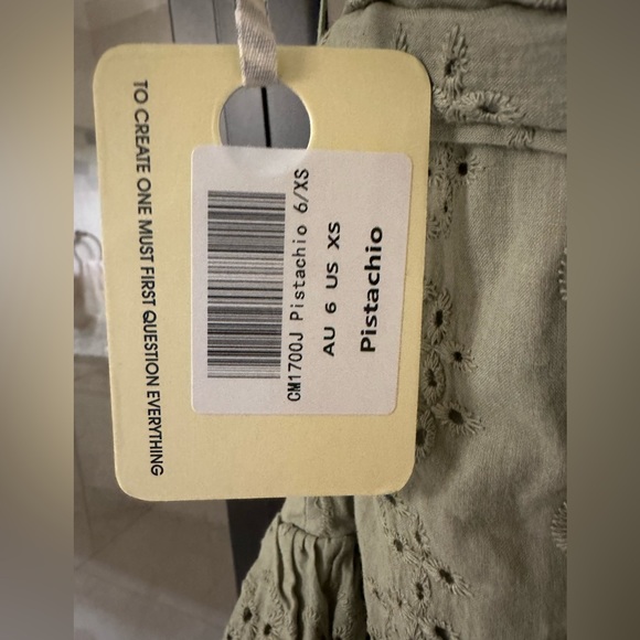 Nwt Selfie Leslie - Mika and Gala xs - pistachio green dress - Picture 3 of 3